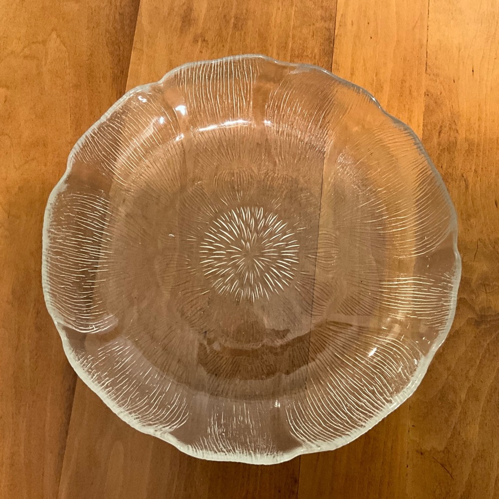 Vintage Arcoroc Fleur Glass Salad‎ Bowl Floral Petal Design Scalloped Edge